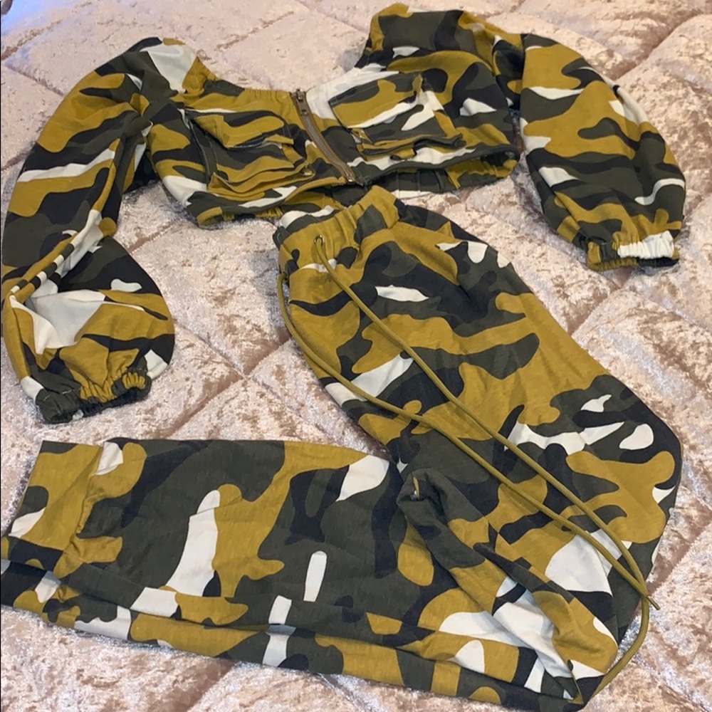 2 piece Camo set